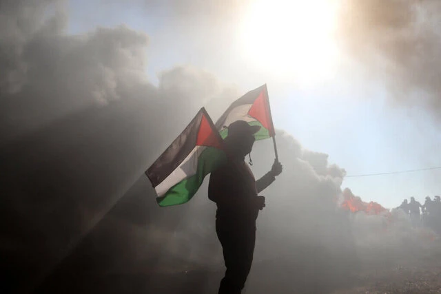 ایران آنلاین » طرح برگزاری همه‌پرسی ملی در سرزمین فلسطین ضروری است